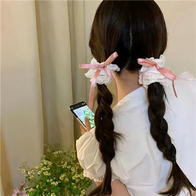 湖畔迷情